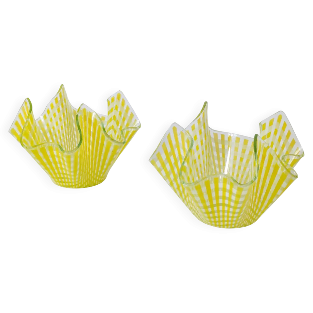 Paire de coupes "Gingham" Chance Brothers carreaux jaune bords ondulés