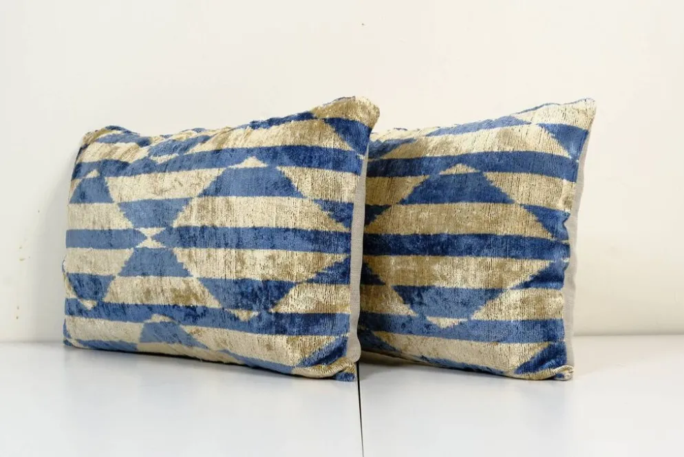 Paire de coussins ouzbeks