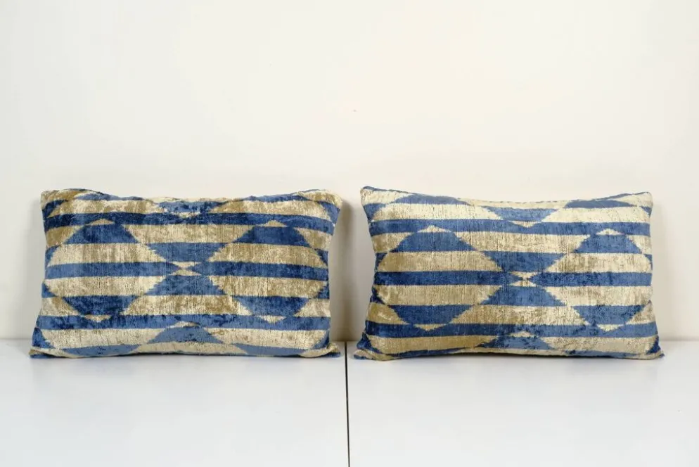 Paire de coussins ouzbeks