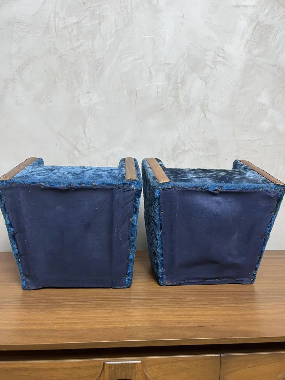 Paire de fauteuils de maitrise