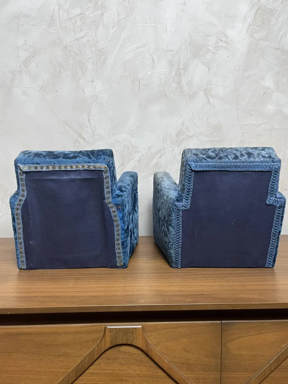 Paire de fauteuils de maitrise