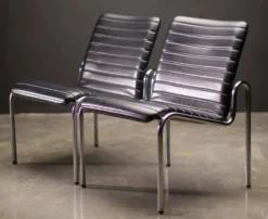 Paire de fauteuils modèle No 703 de Kho Liang Ie, 1968