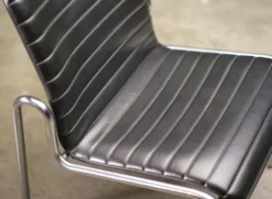 Paire de fauteuils modèle No 703 de Kho Liang Ie, 1968