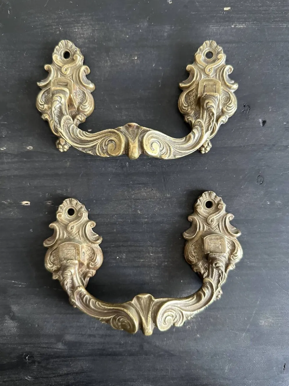 Paire de grandes poignées anciennes en bronze, L. Pinet XIXe