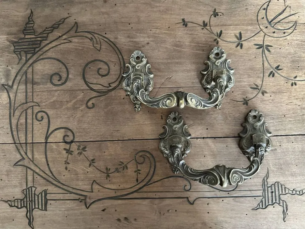 Paire de grandes poignées anciennes en bronze, L. Pinet XIXe
