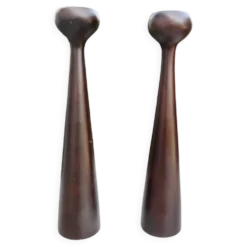 Paire de grands bougeoirs scandinaves en teck 1960 vintage