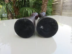 Paire de grands bougeoirs scandinaves en teck 1960 vintage