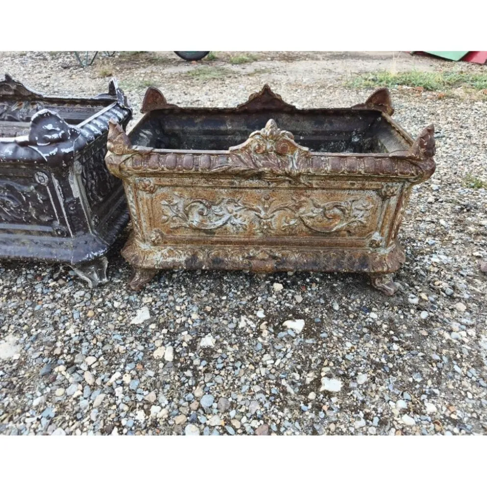 Paire de jardinières en fonte 1900 de Charleville-Mézières