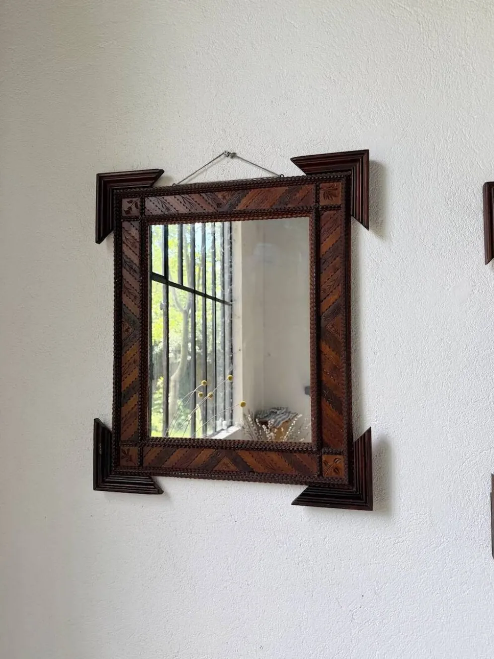 Paire de miroir bois style tramp art