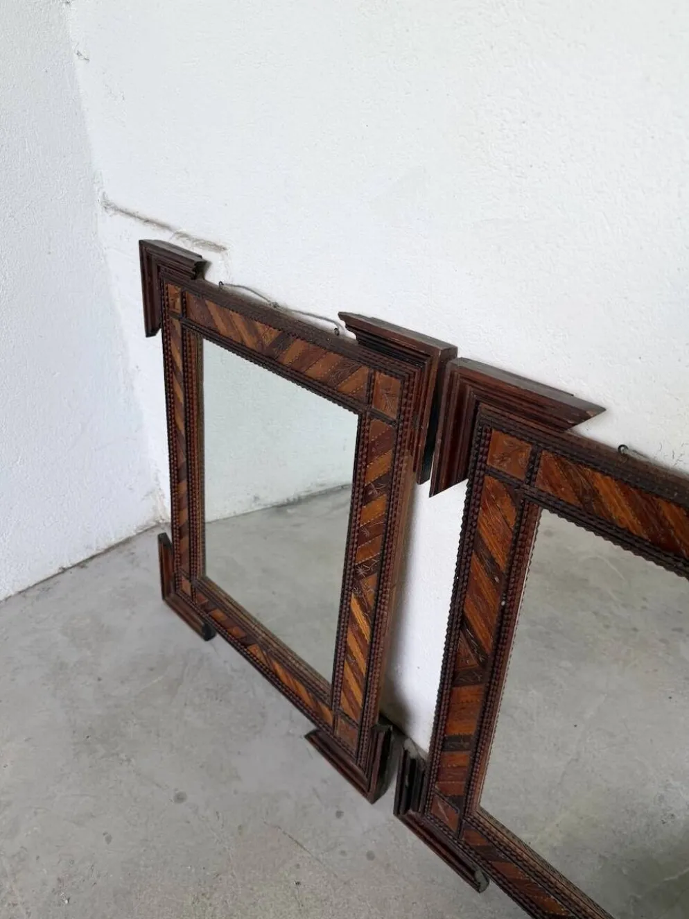 Paire de miroir bois style tramp art