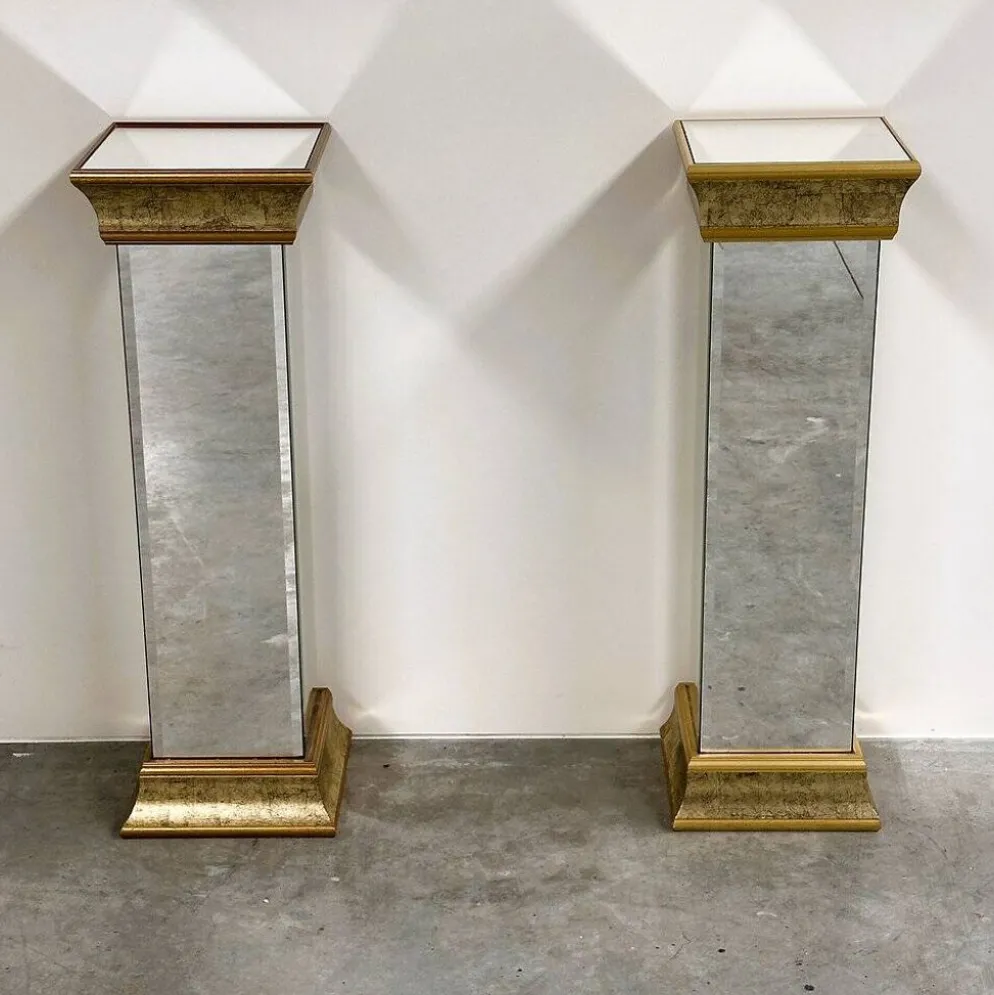 Paire de piédestaux / socles miroir Deknudt en finition dorée, Belgique, années 1980.