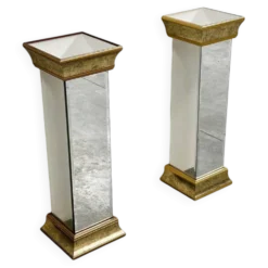 Paire de piédestaux / socles miroir Deknudt en finition dorée, Belgique, années 1980.