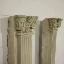 Paire de pilastres Renaissance en pierre Serena, Italie, XVIe siècle