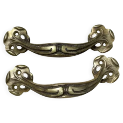Paire de poignées anciennes Art nouveau en laiton