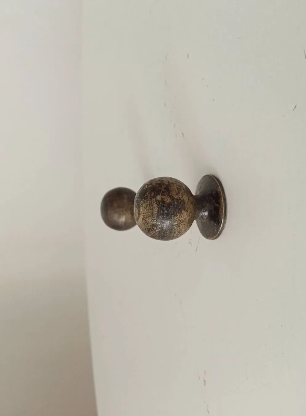 Paire de poignées de meuble anciennes en bronze