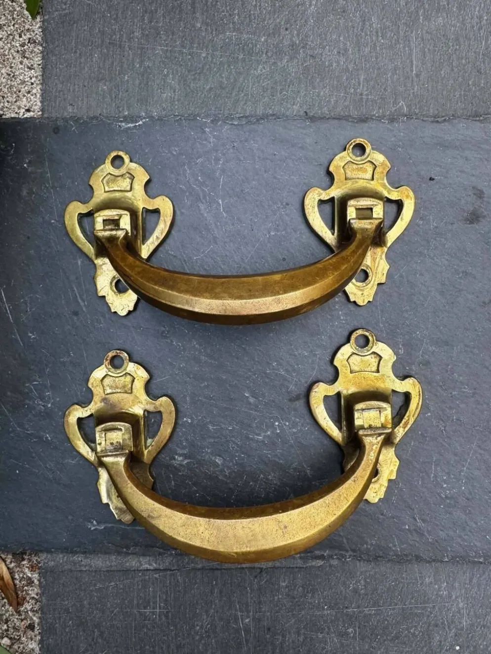 Paire de poignées en bronze signé L.PINET Art Nouveau