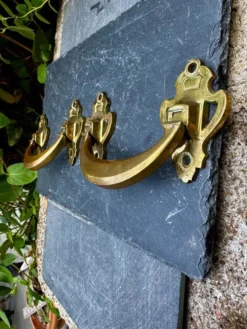 Paire de poignées en bronze signé L.PINET Art Nouveau