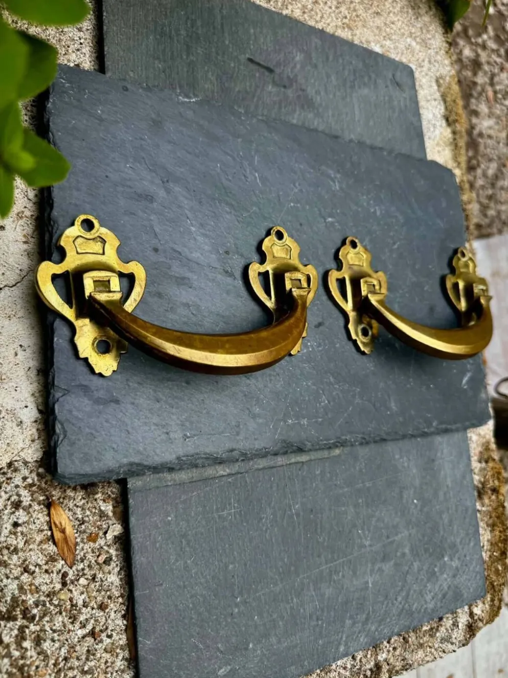 Paire de poignées en bronze signé L.PINET Art Nouveau