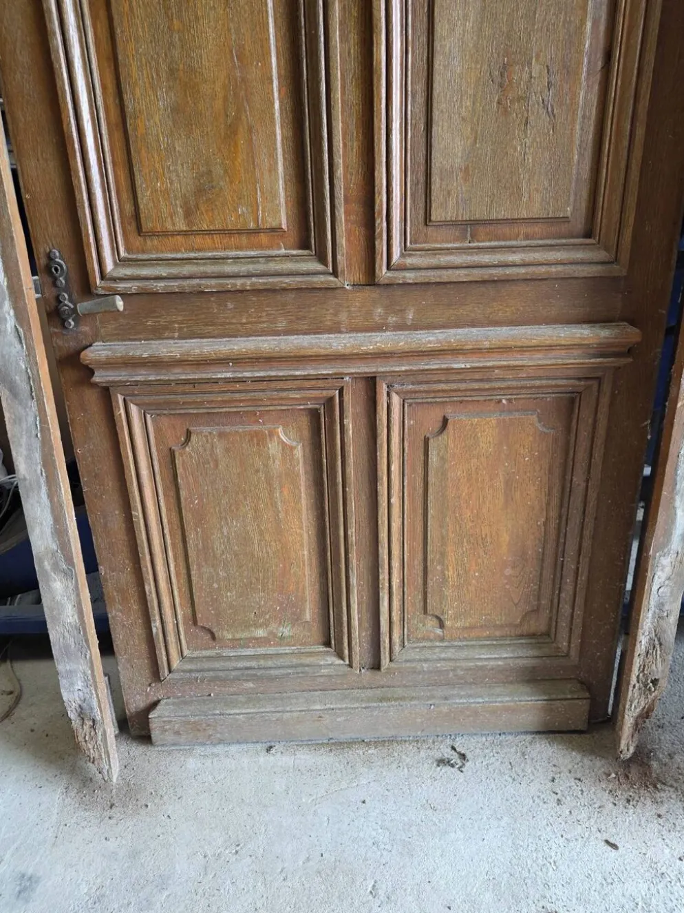 Paire de portes d'entrée en chêne massif, XIXe