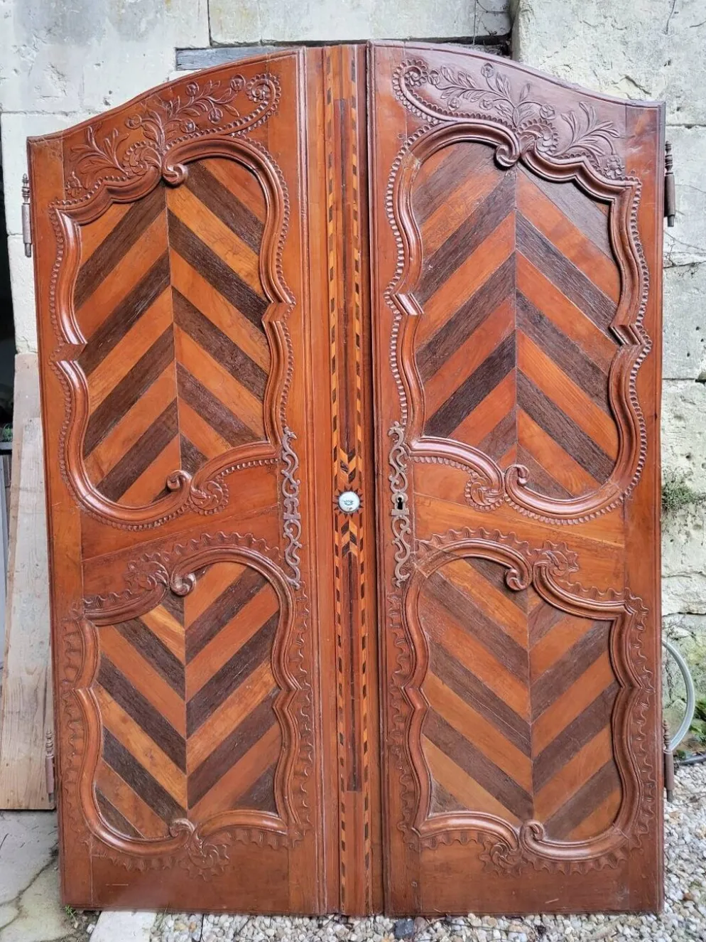 Paire de portes de placard mural