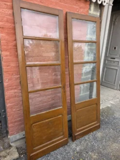 Paire de portes de séparation anciennes, verres biseautés