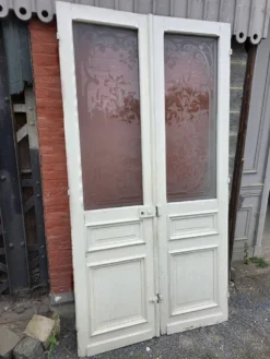 Paire de portes de séparation Art nouveau en verre gravé