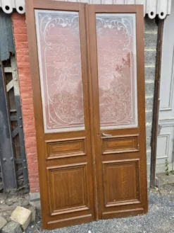 Paire de portes de séparation Art nouveau en verre gravé