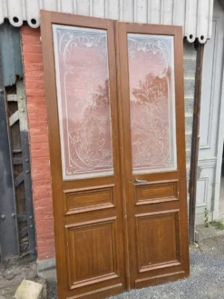 Paire de portes de séparation Art nouveau en verre gravé