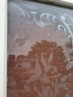 Paire de portes de séparation Art nouveau en verre gravé