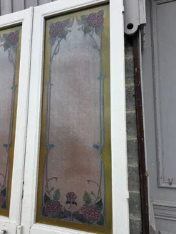 Paire de portes de séparation Art nouveau à verre émaillé