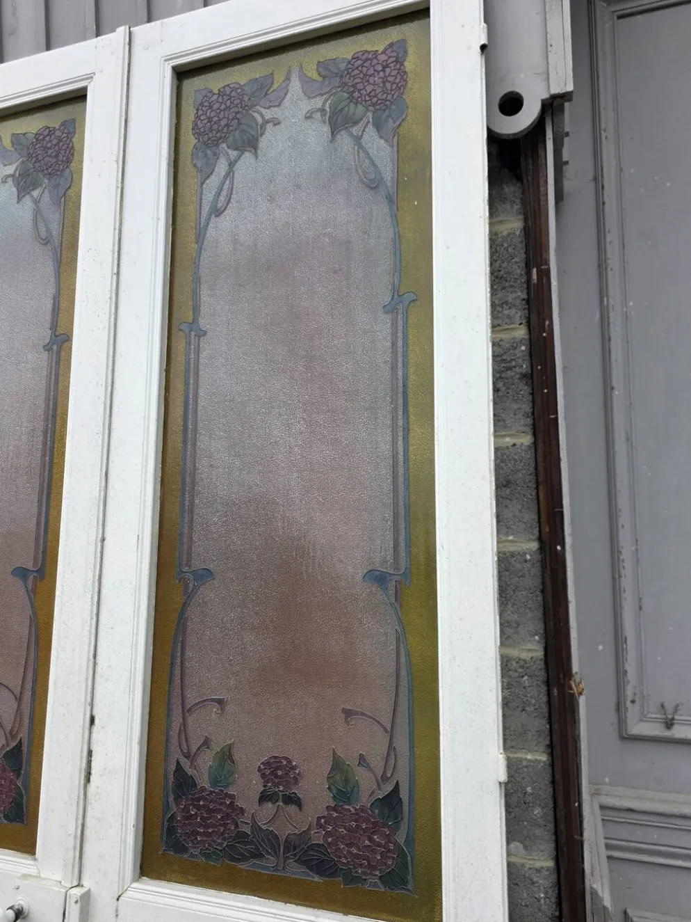 Paire de portes de séparation Art nouveau à verre émaillé