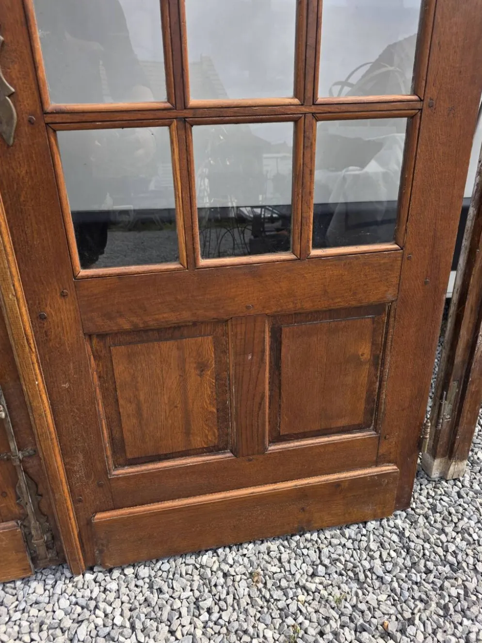 Paire de portes de séparation en chêne petits carreaux XXe