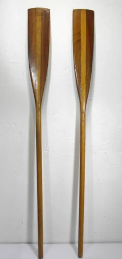 Paire de rames en bois