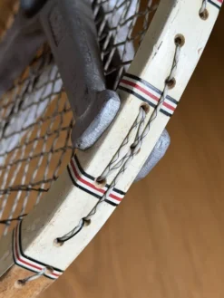 Paire de raquettes vintage Pinguin 1960