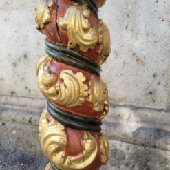 Paire de sculptures, colonnes torsadées, bois sculpté, doré et polychrome, XVIIIe siècle – Espagne