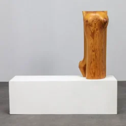 Paire de sculptures en pin par Ineke van Zuuren, années 1970