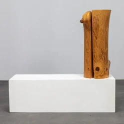 Paire de sculptures en pin par Ineke van Zuuren, années 1970