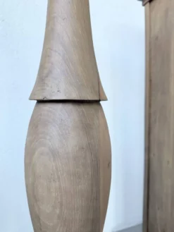 Paire de sellettes colonnes en bois 1950