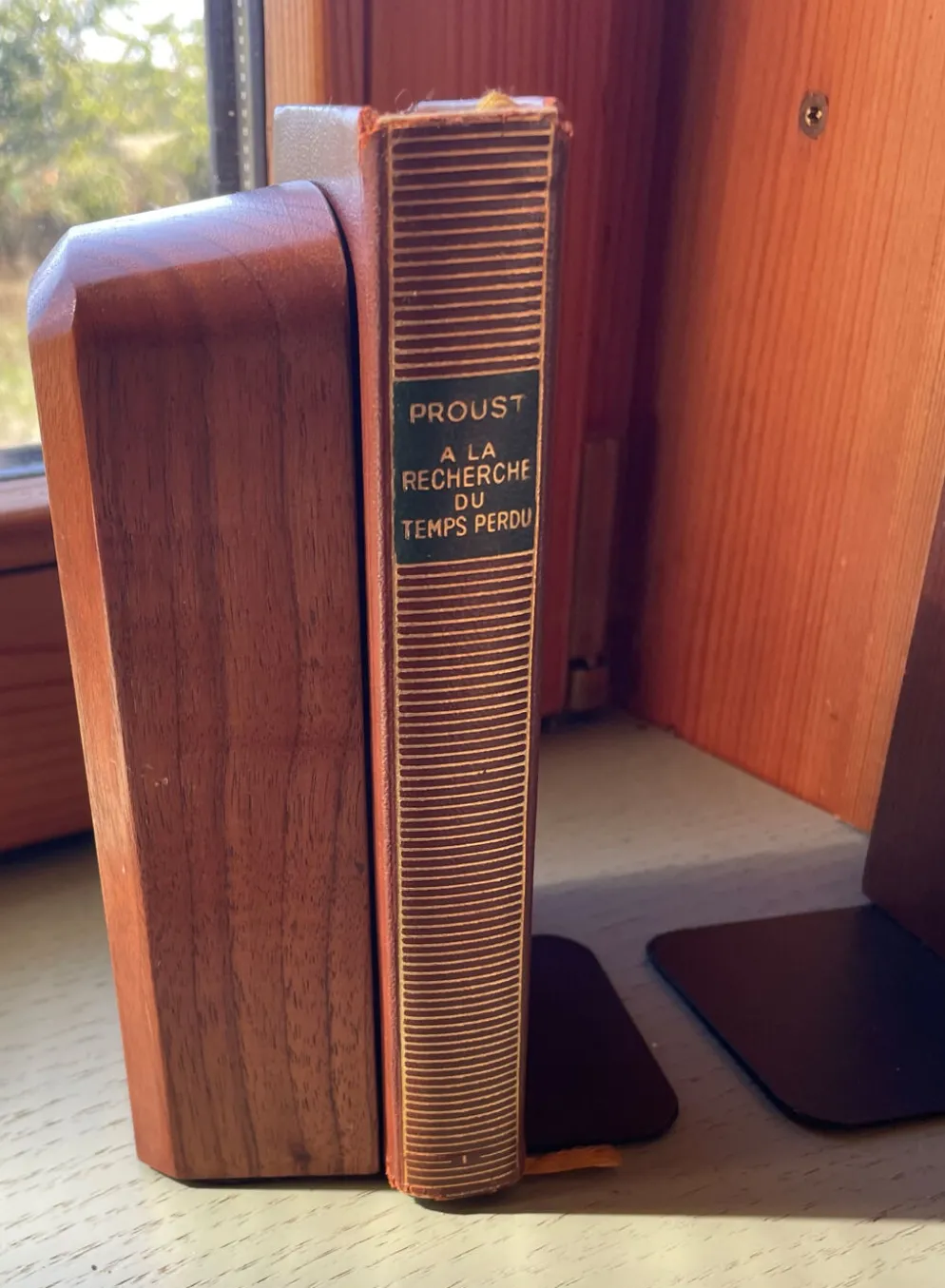 Paire de serre livres