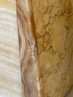 Paire de serre-livres art déco marbre et onyx