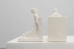 Paire de serre-livres en céramique par Godofridus Boonekamp pour Plateelbakkerij Schoonhoven.
