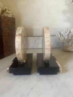 Paire de serre-livres en marbre et onyx Art déco