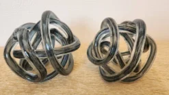 Paire de serre-livres en verre soufflé gris fumé