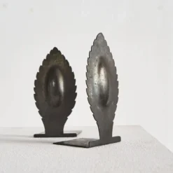Paire de serre-livres sculpturaux Art déco 1930