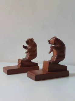 Paire de serre-livres vintage en bois sculpté à la main, décor ours