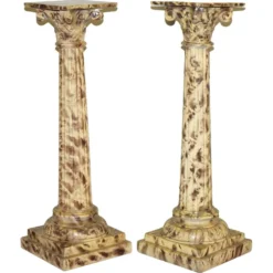 Paire de socles de pilier corinthien sculptés à la main