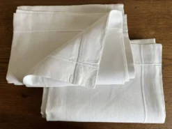 Paire de taies d'oreiller de trousseau 1960 en lin métis linge ancien neuf
