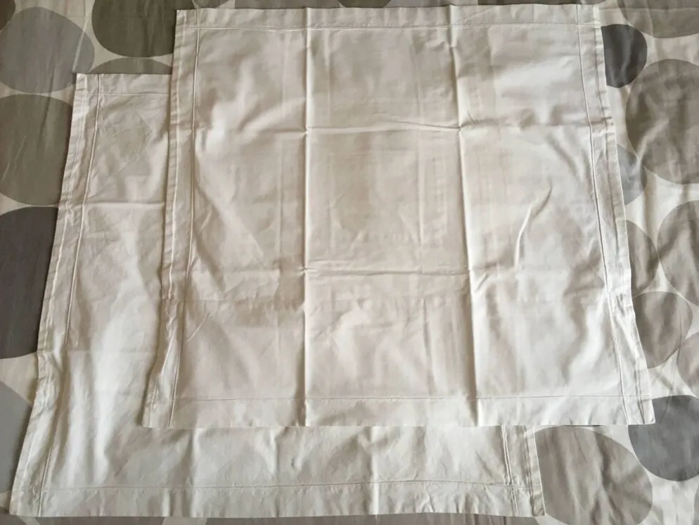 Paire de taies d'oreiller de trousseau