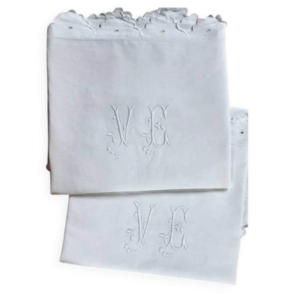 paire de taies d'oreiller monogrammées VE