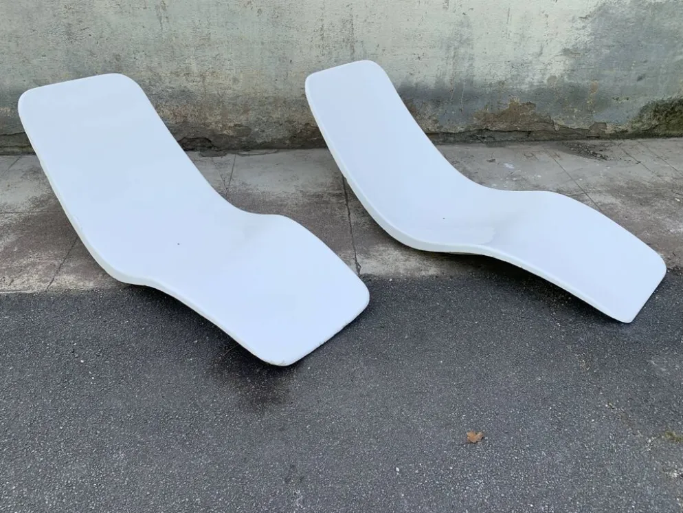 Paire de transats bains de soleil Eurolax R1 par Charles Zublena